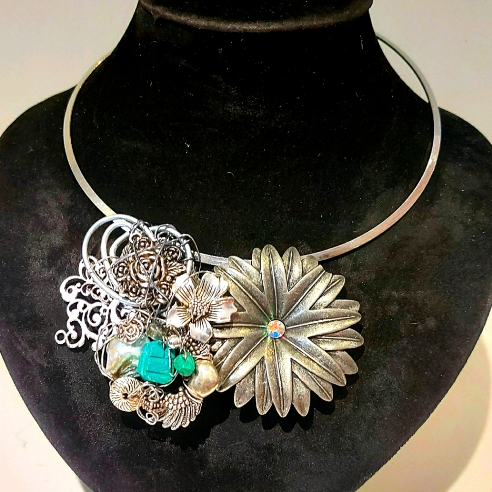 Handmade one of a kind choker!